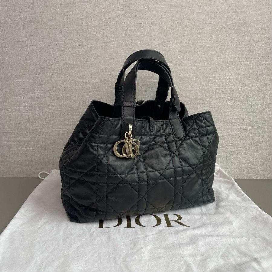 Dior迪奧 Toujours 中號黑色土著手提包
98新✨️-5
