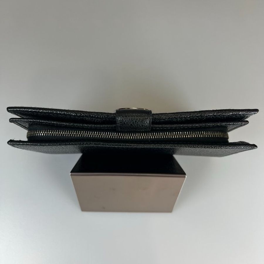 BVLGARI 黑皮革紅內裡釦式短夾-4