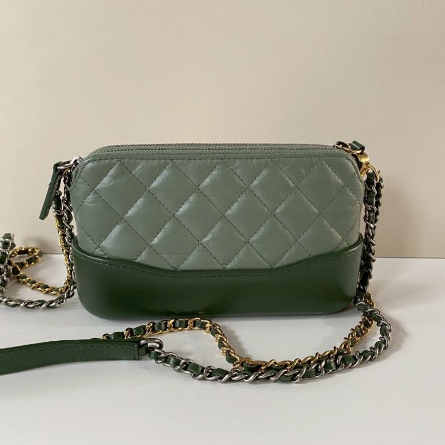 CHANEL Gabrielle 抹茶綠 羊皮 金鍊 MINI 流浪包 WOC-2