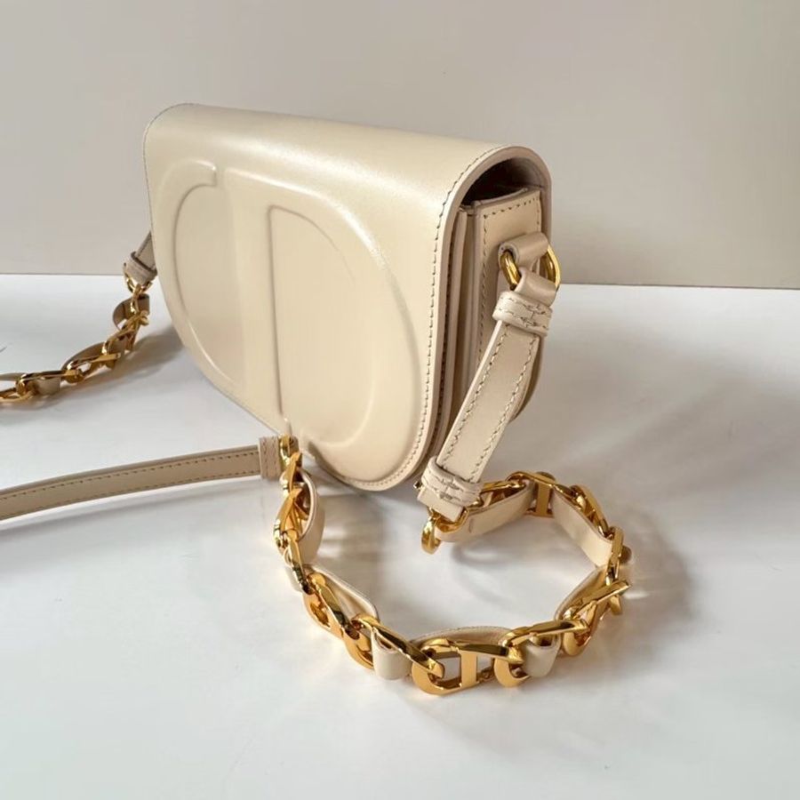 Dior Signature 奶茶色 CD壓紋 金鍊 橢圓 磁釦 斜背 相機包 M9280UZWS-1