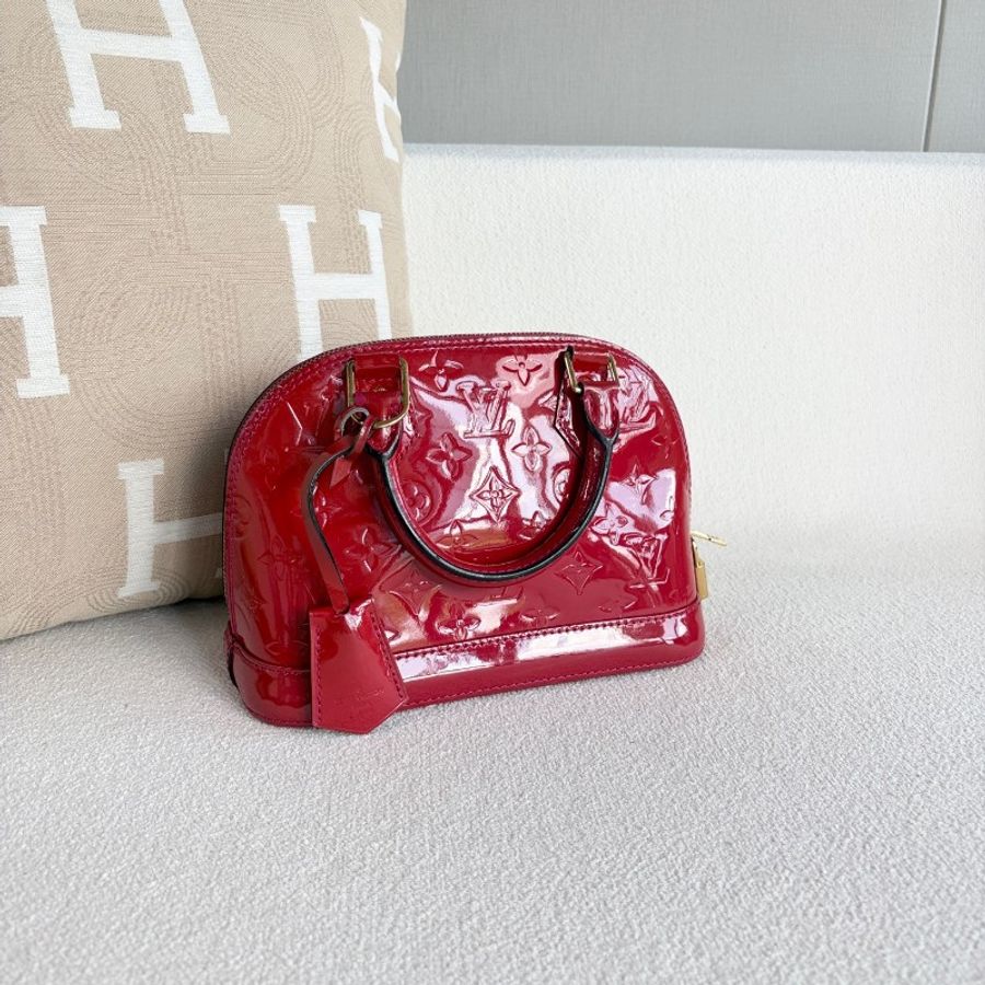 Louis Vuitton 漆皮Almabb貝殼包-6