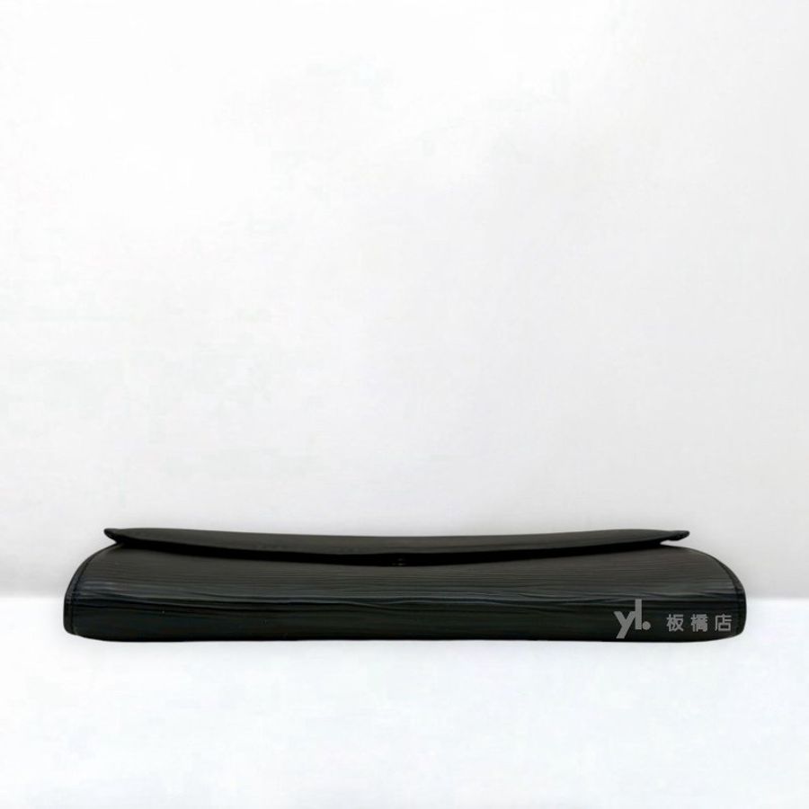 S5617-LV 黑色EPI牛皮下蓋長夾M63592-4