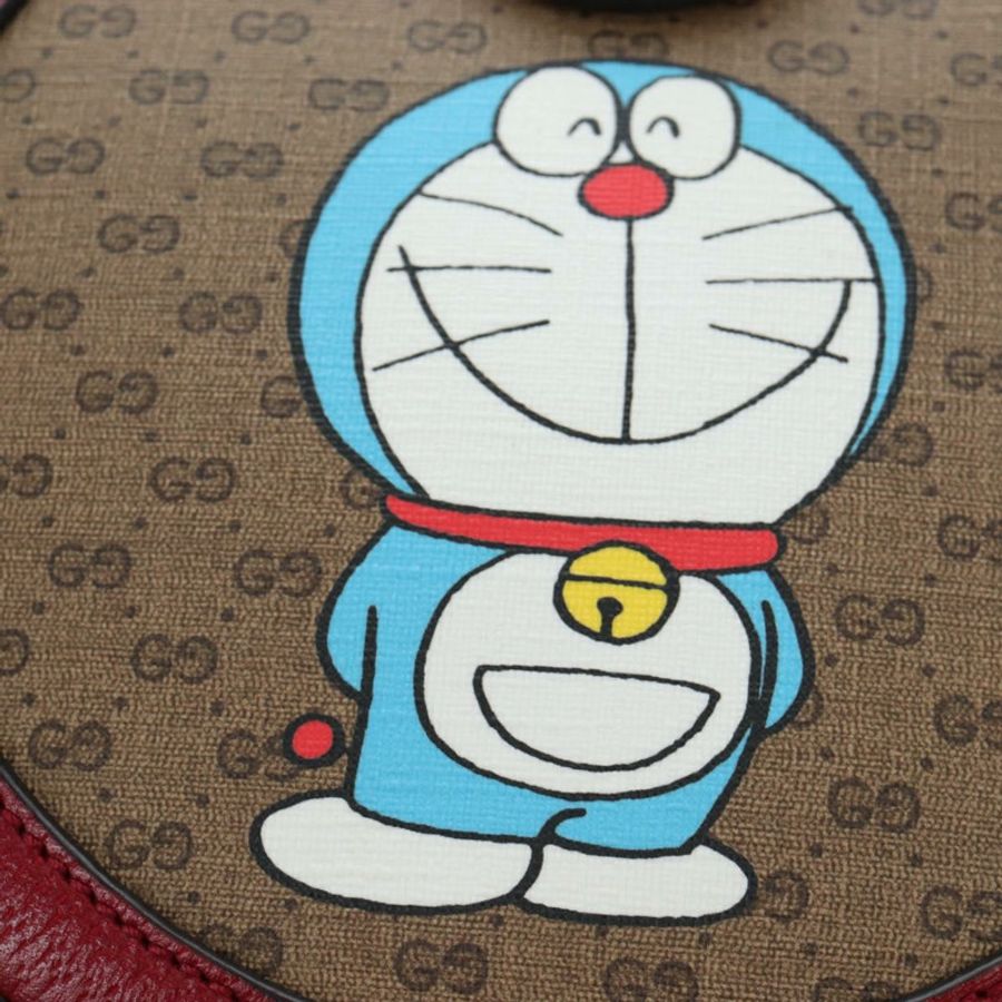 【日本直送】GUCCI 哆啦A夢迷你GG Supreme包 PVC皮革 米色 625216 正品 ka5138M-19