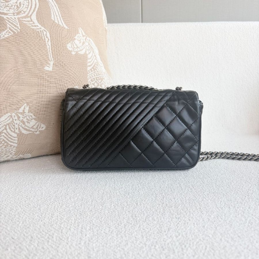 Chanel coco boy黑色牛皮鏈條包-2