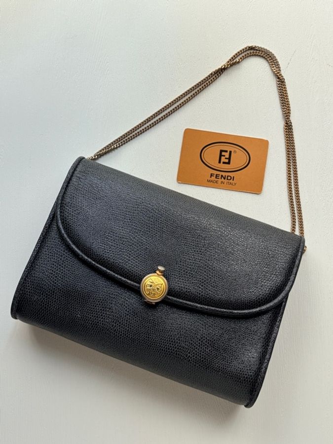1989年購證 Fendi 經典黑金羅馬錢幣扣掌紋皮鏈條包 斜背包-0