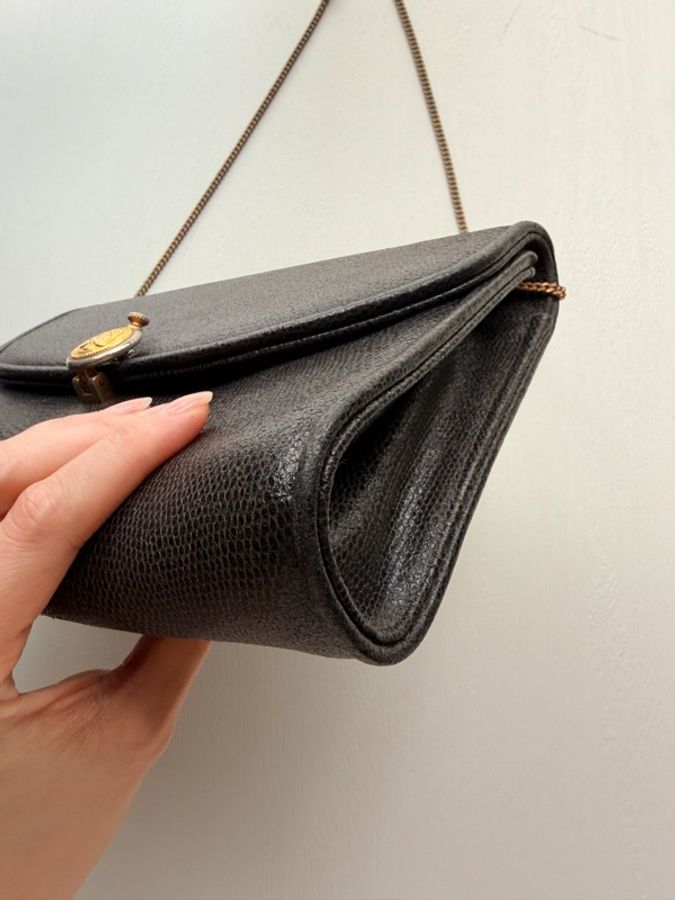 1989年購證 Fendi 經典黑金羅馬錢幣扣掌紋皮鏈條包 斜背包-10