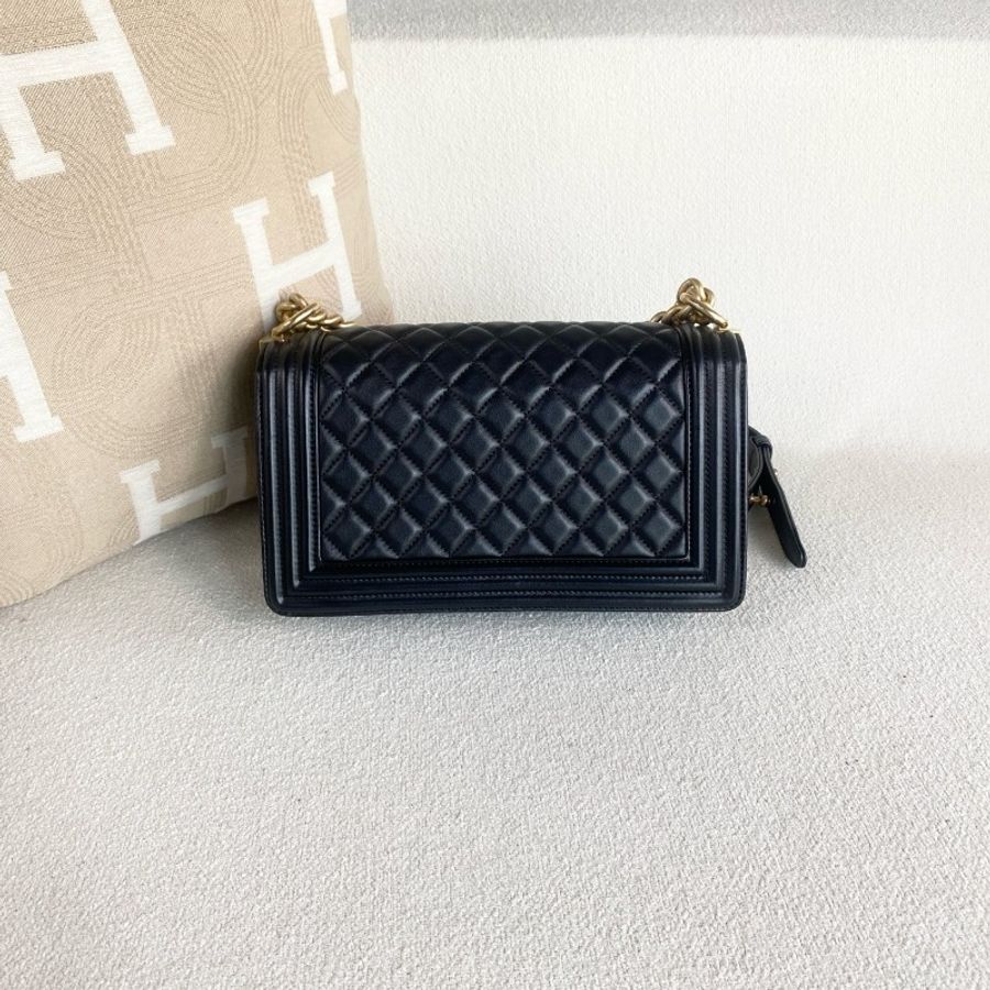 CHANEL Leboy 黑金菱格紋 羊皮 肩背包 25cm-2