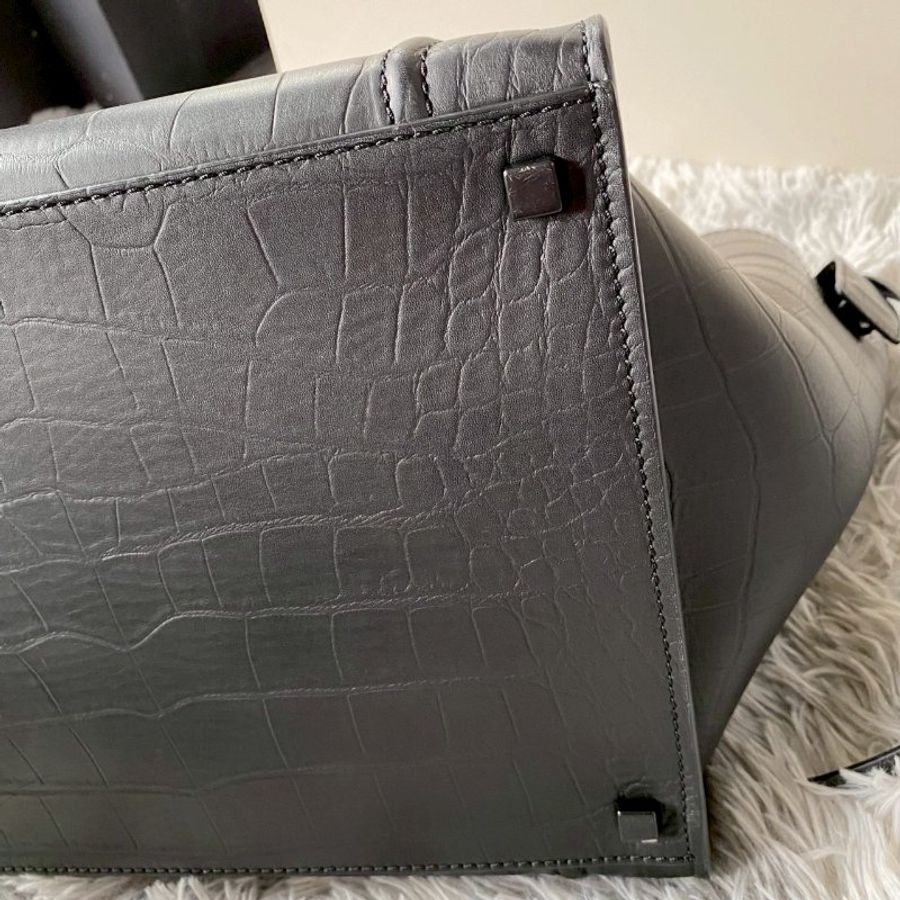 CELINE Phantom 黑 牛皮 中號 蝙蝠包 囧臉包 鱷魚壓紋 手提包169953-5