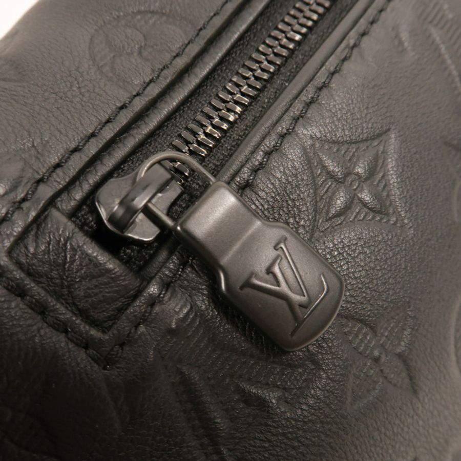 LOUIS VUITTON Monogram Shadow Discovery Bumbag腰包-6