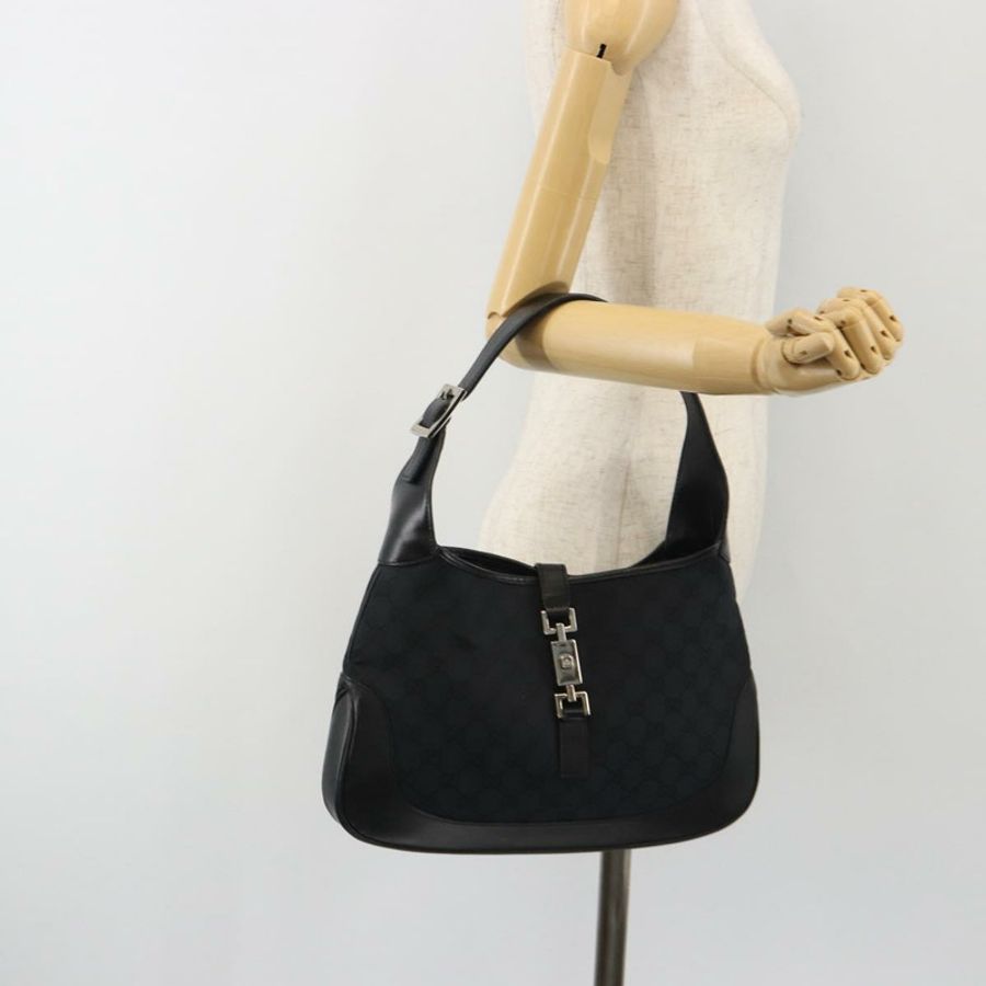 【日本直送】GUCCI GG帆布Jackie肩包 黑色 銀色 001.3306 正品 BA13943-22