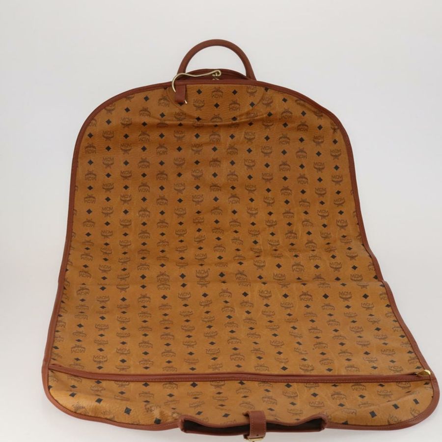 【日本直送】MCM Vicetos 標誌圖案服裝罩 皮革 棕色 金色 正品 BA13677V-9