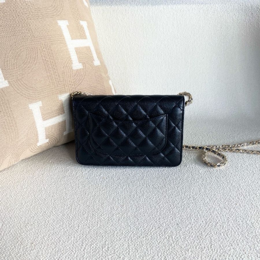 Chanel 黑金Woc鏈條包 黑色金扣 斜背包肩背包-2
