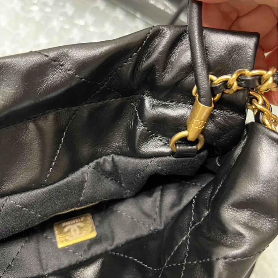 CHANEL香奈兒《全新》22 Mini 黑金鍊 菱格鏈條包|全新附全配|台北百貨專櫃購入|現貨-21