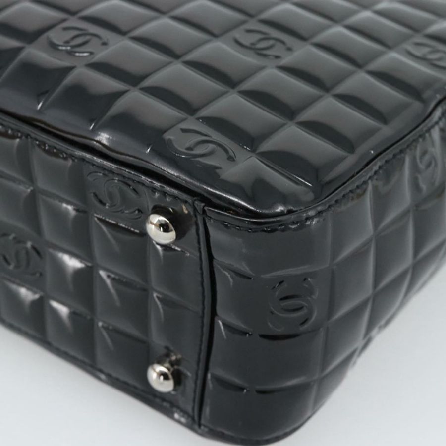 【日本直送】香奈兒 (CHANEL) 漆皮黑色銀色雙C標誌手提包 mr2603A-14