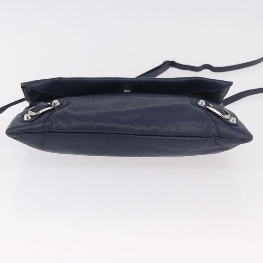 【日本直送】BALENCIAGA 經典信封式單肩包,皮革材質,海軍藍/銀色,貨號 319376,正品編號 189069V-4