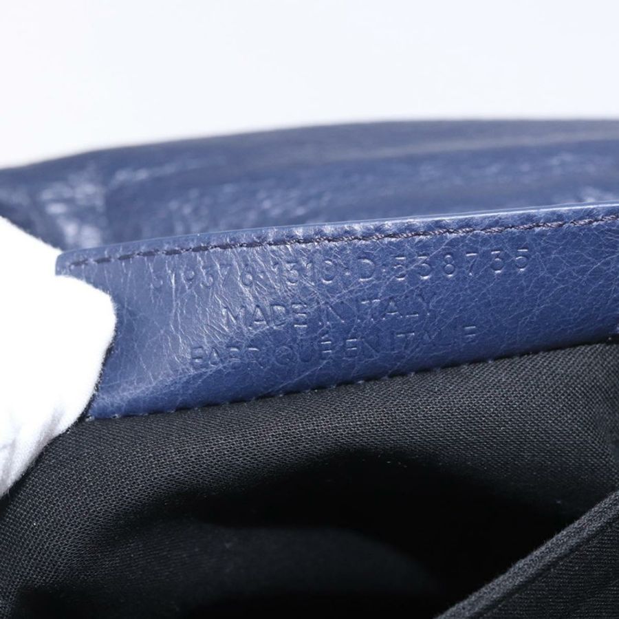 【日本直送】BALENCIAGA 經典信封式單肩包,皮革材質,海軍藍/銀色,貨號 319376,正品編號 189069V-10
