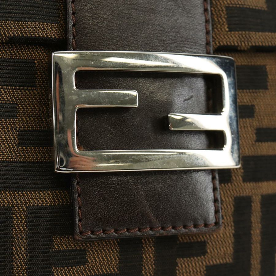 【日本直送】FENDI Zucca帆布Mamma Baguette單肩包 黑色棕色 正品 189187V-8