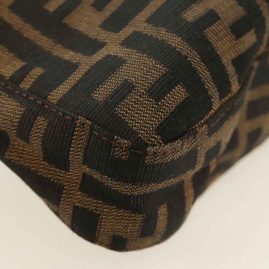 【日本直送】FENDI Zucca帆布Mamma Baguette單肩包 黑色棕色 正品 189187V-16