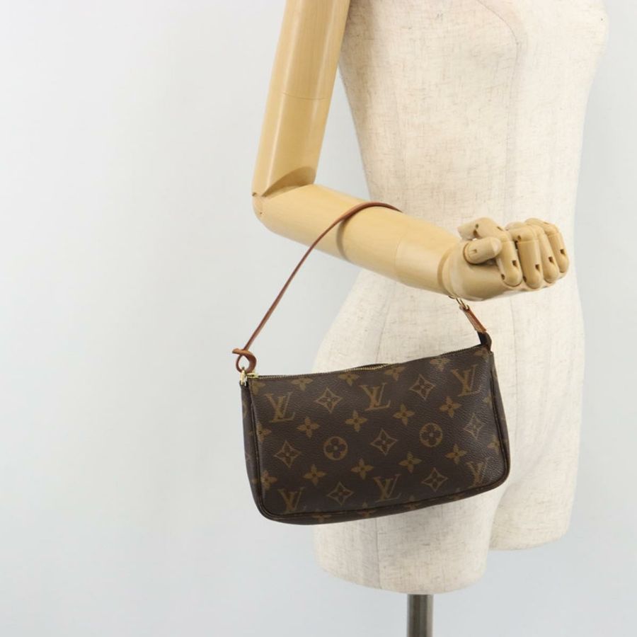 【日本直送】路易威登 Monogram Pochette Accessoires 手拿包 M51980 LV Auth 187223V-19