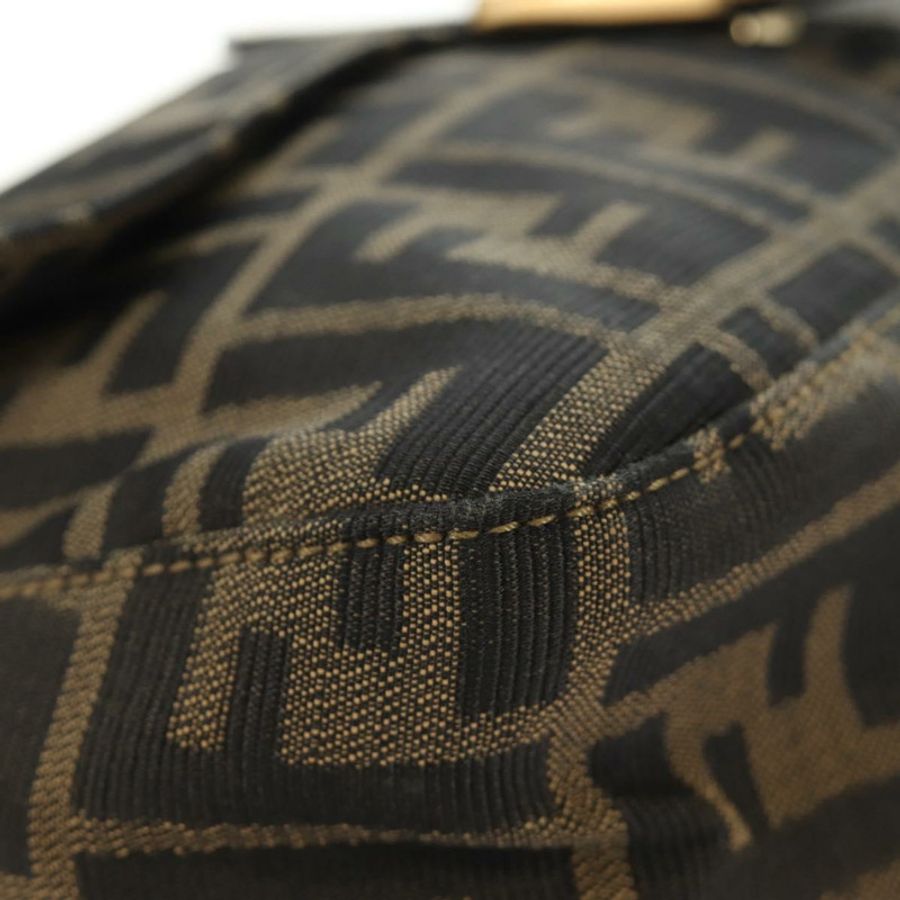 【日本直送】FENDI Zucca帆布Mamma Baguette單肩包 棕色 黑色 金色 正品 am12002V-14