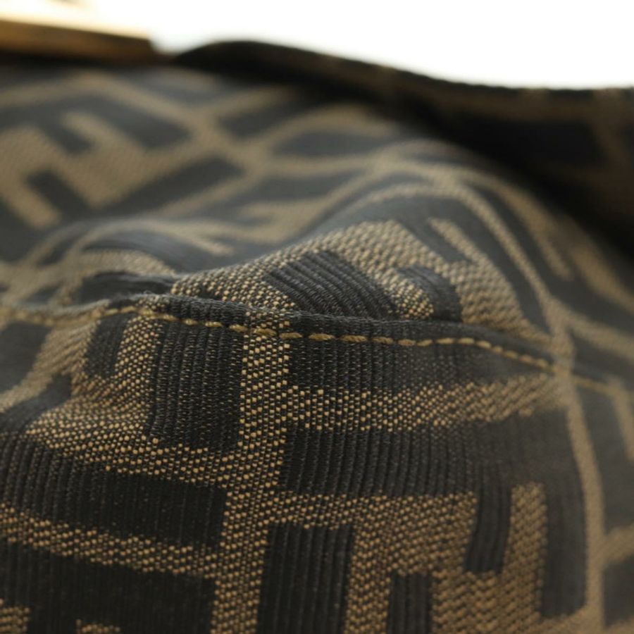 【日本直送】FENDI Zucca帆布Mamma Baguette單肩包 棕色 黑色 金色 正品 am12002V-15