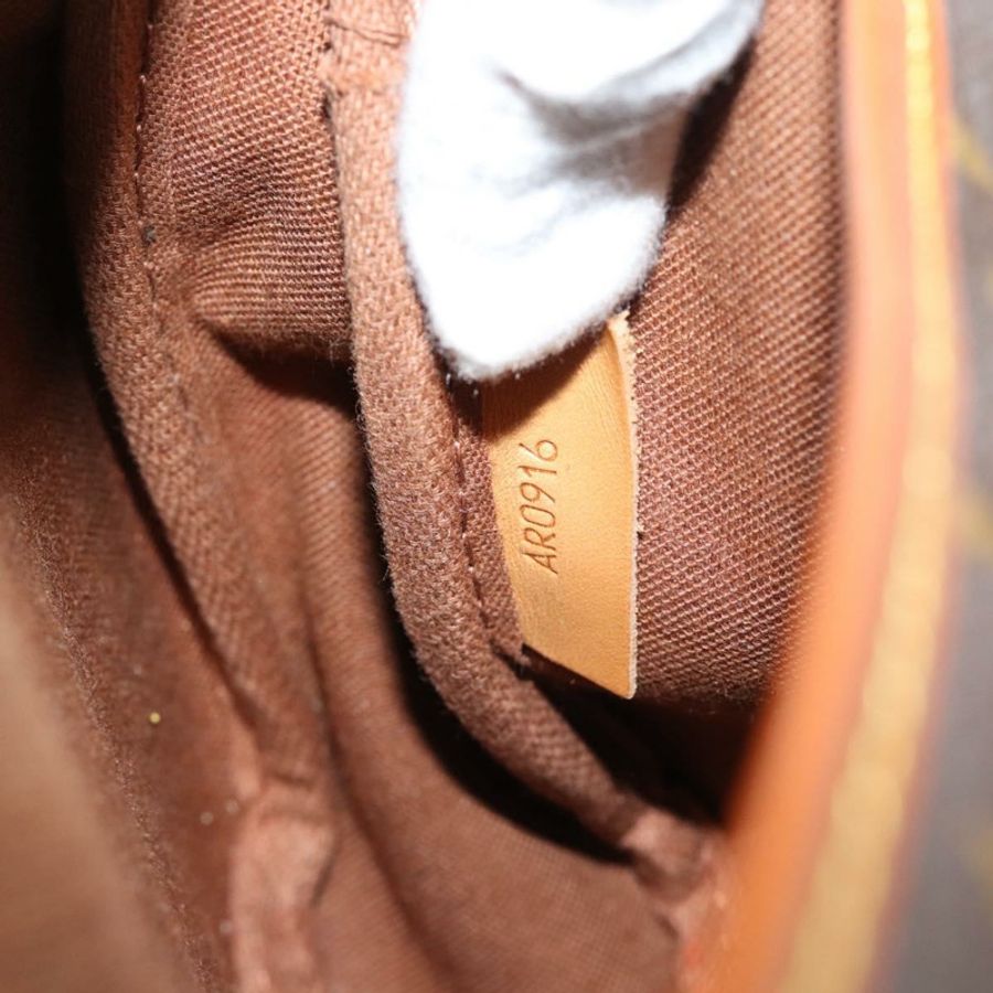【日本直送】路易威登 Monogram Saumur 30 肩背包 M42256 LV Auth am11998A-11