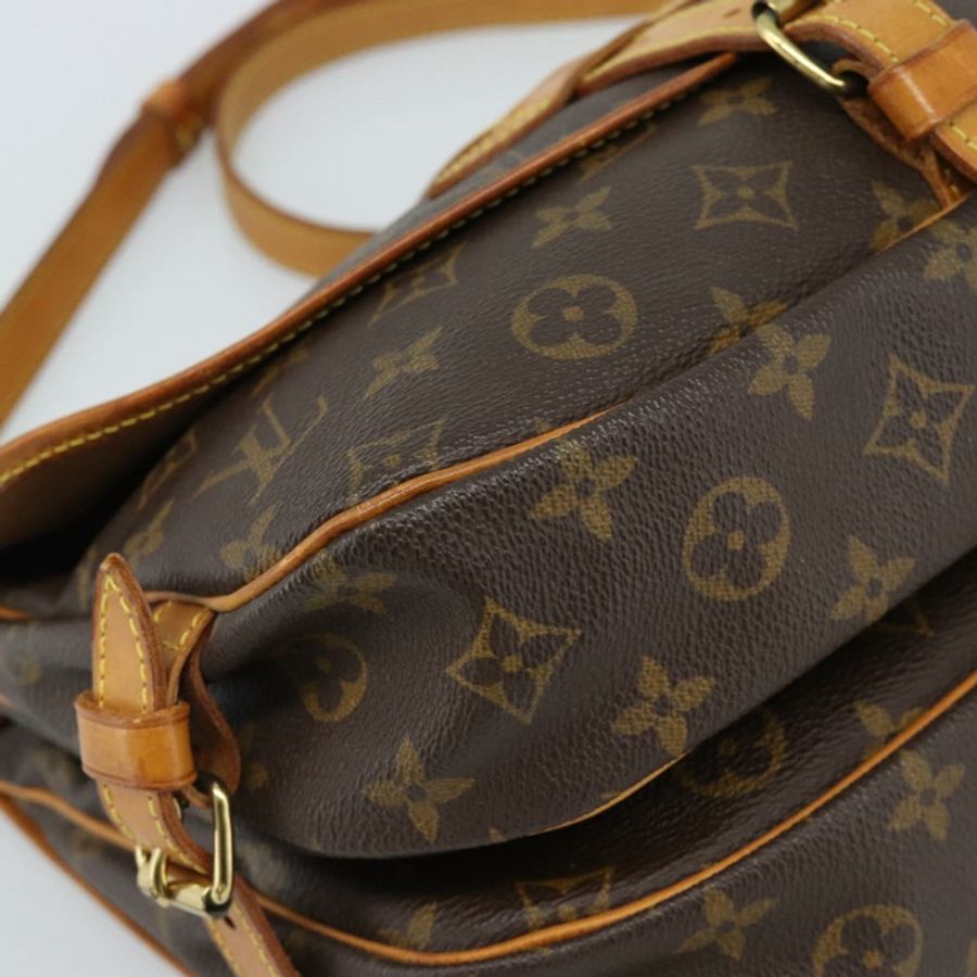 【日本直送】路易威登 Monogram Saumur 30 肩背包 M42256 LV Auth am11998A-14