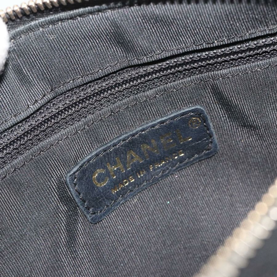 【日本直送】香奈兒 (CHANEL) 菱格紋鏈條肩背包,魚子醬紋皮革,黑色,金色雙C標誌,正品編號 189723V-18