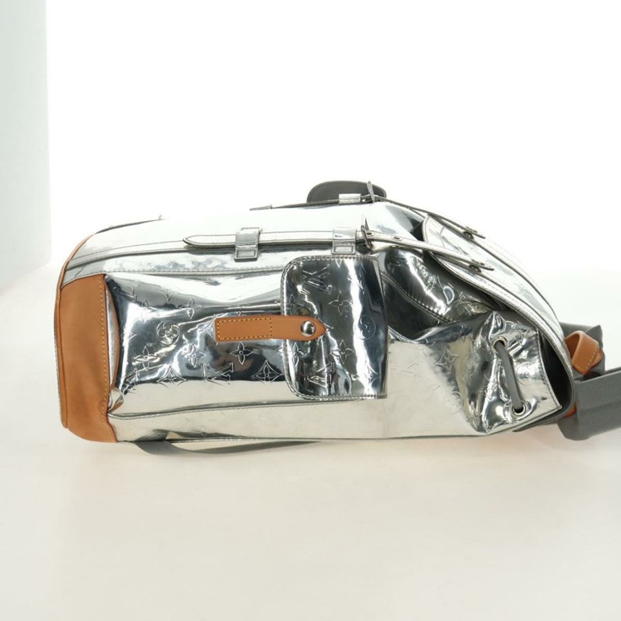 【日本直送】路易威登 Monogram Miroir ChristopherPM 雙肩包 銀色 M58756 bs35728SAV-3