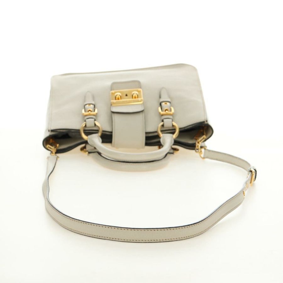 【日本直送】Miu Miu 手提包 皮革 兩用 米色 金色 正品 bs35737V-7
