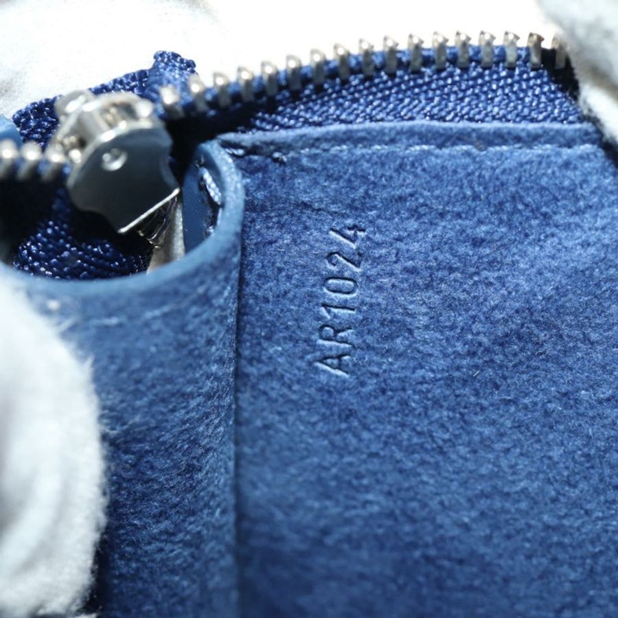 【日本直送】路易威登 Epi Pochette 配件袋藍色 M52945 LV 正品 189654V-10