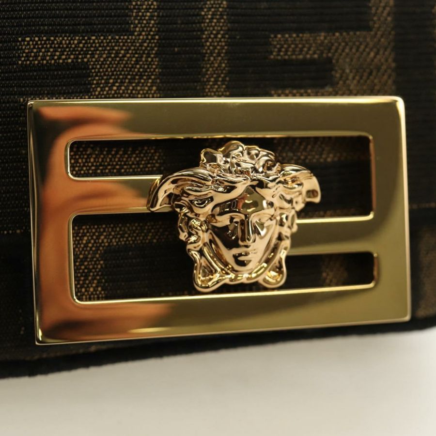 【日本直送】FENDI FENDACE Nano Baguette 鏈條肩包 黑色 棕色 正品 190223SAM-20