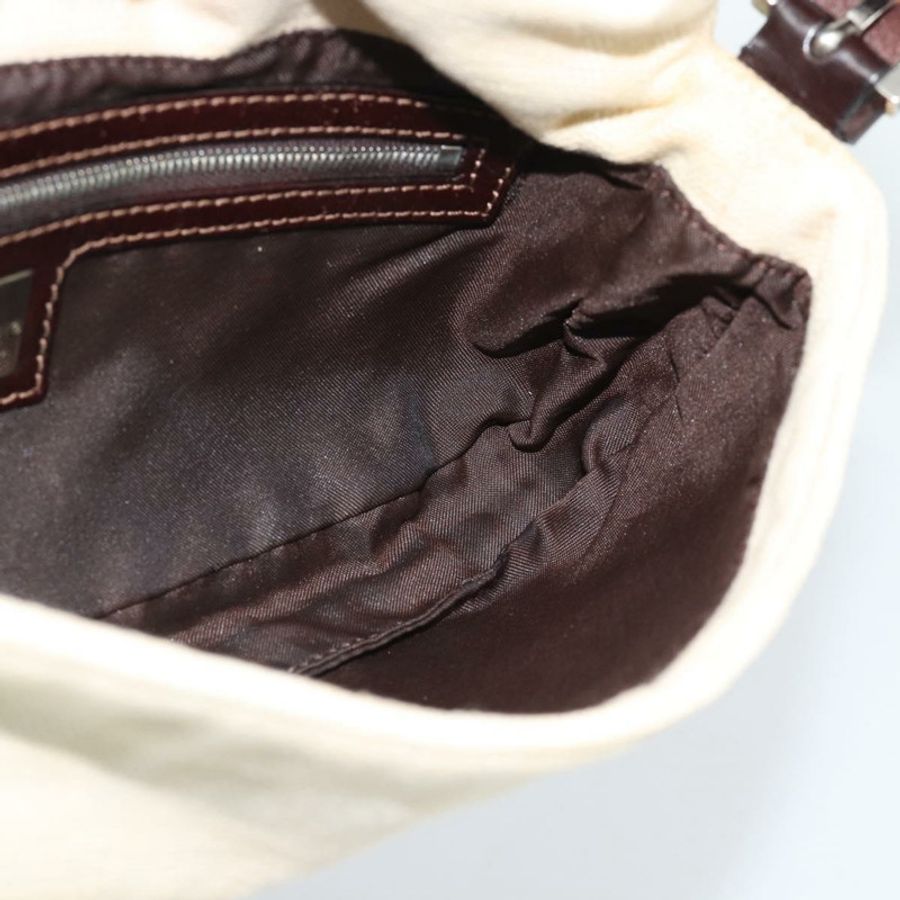 【日本直送】FENDI Zucca帆布Mamma Baguette肩背包 米色 銀色 正品 190260SAM-18