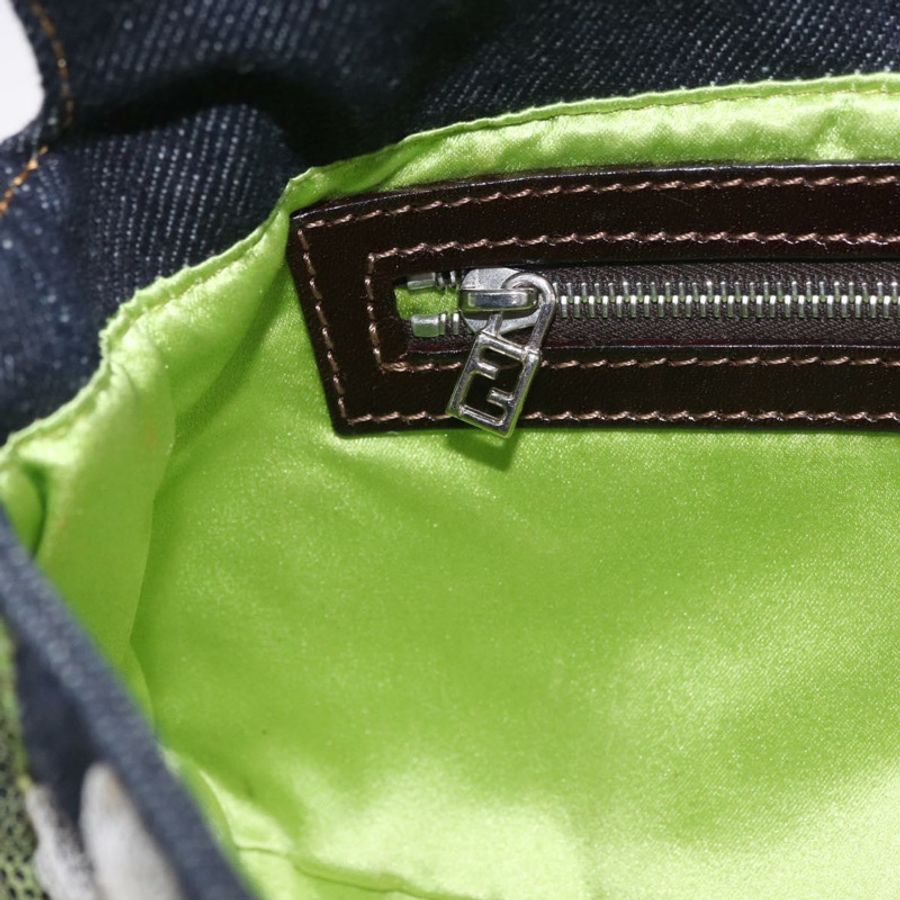 【日本直送】FENDI Mamma Baguette 手袋,牛仔布材質,花朵刺繡,海軍藍銀色,正品編號 190100SAM-24