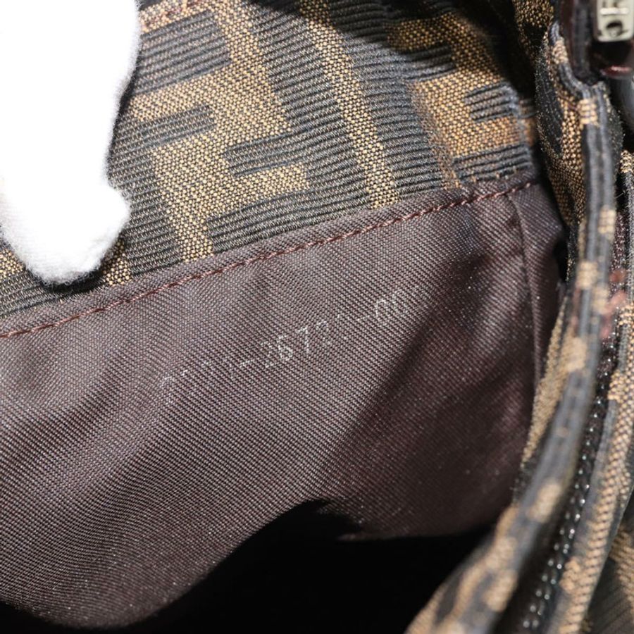 【日本直送】FENDI Zucca 帆布 Mamma Baguette 手袋黑棕色正品 189846A-11