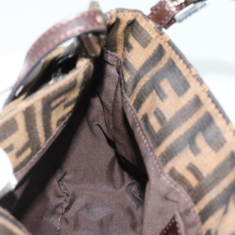 【日本直送】FENDI Zucca 帆布 Mamma Baguette 手袋黑棕色正品 189846A-18