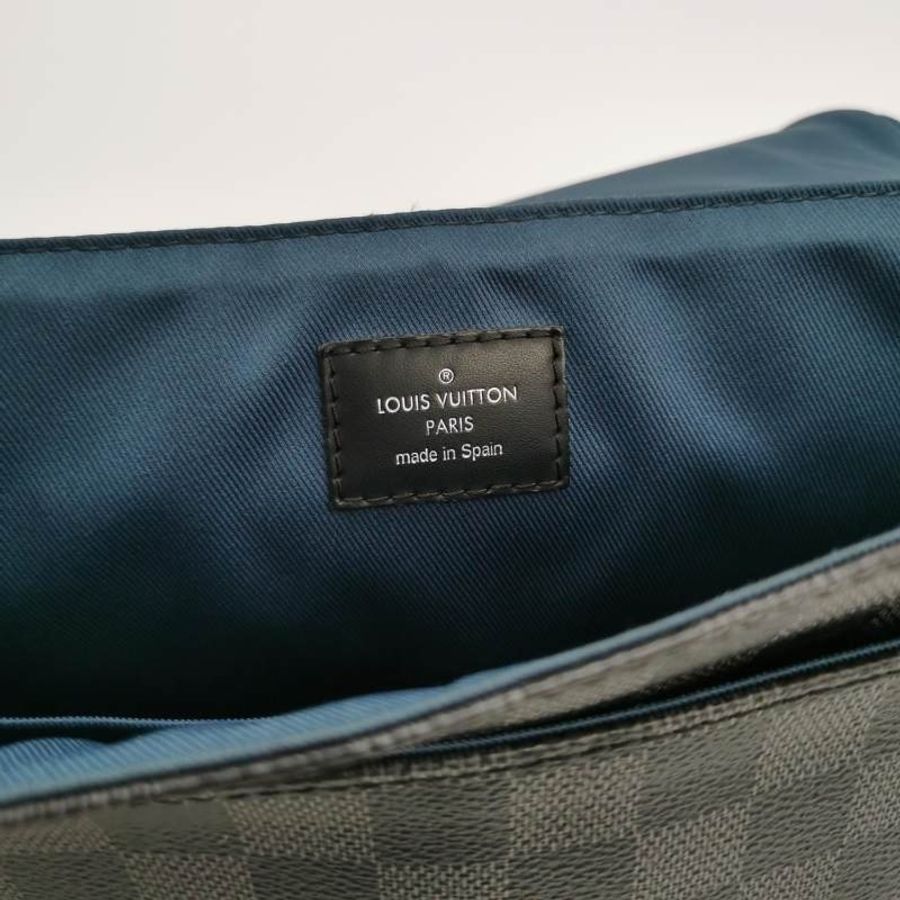 Louis Vuitton (LV) District小號牛皮棋盤格翻蓋斜背包單肩包-7