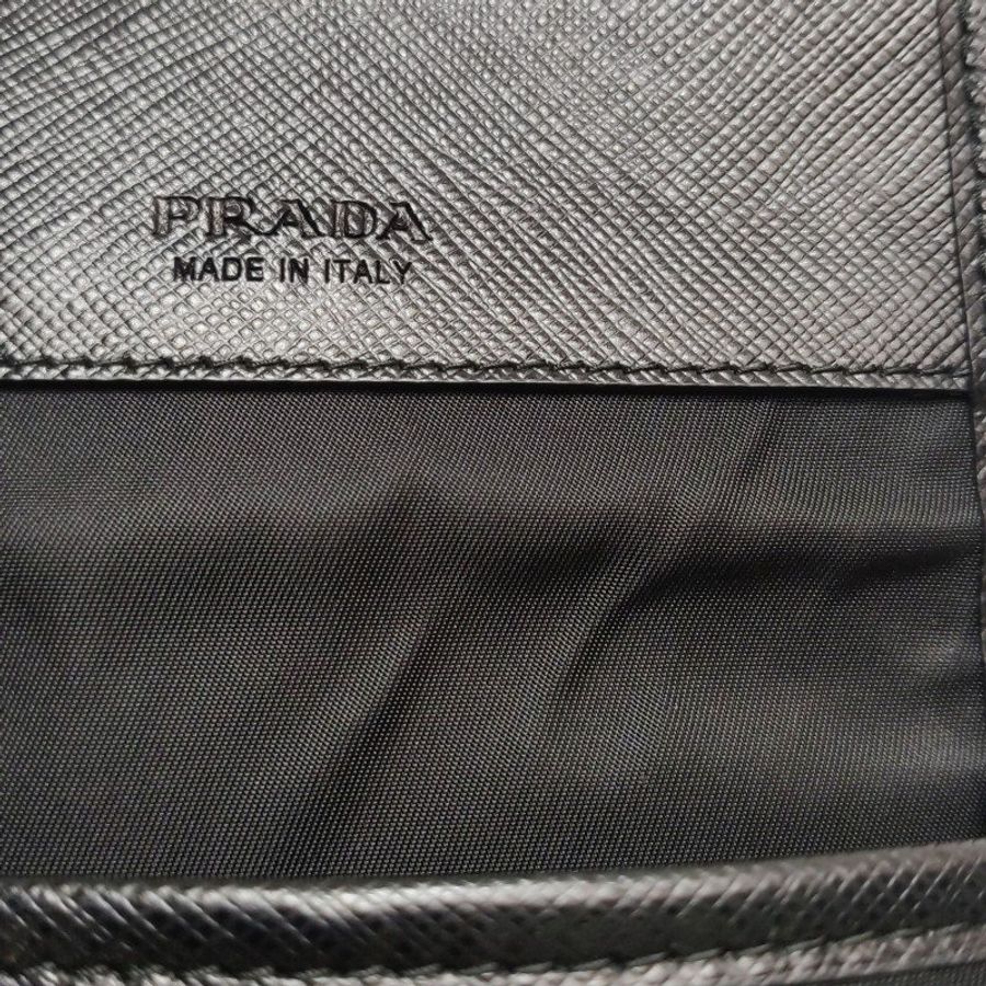 Prada 牛皮尼龍布純色三角標誌拉鍊斜背包單肩包-21