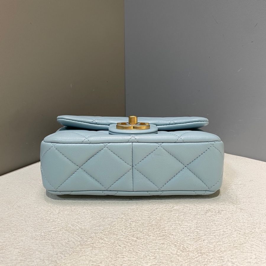 Chanel/香奈兒 22p淺藍色琺瑯雙C扣方胖-6