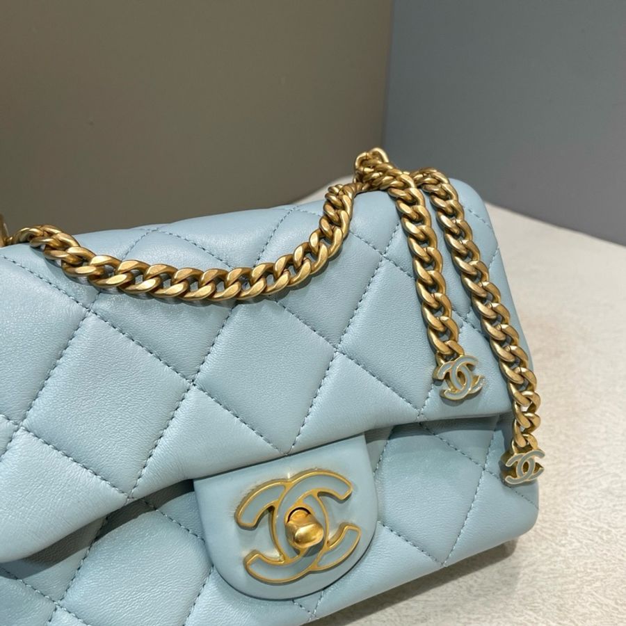 Chanel/香奈兒 22p淺藍色琺瑯雙C扣方胖手提包斜挎包 金扣-5
