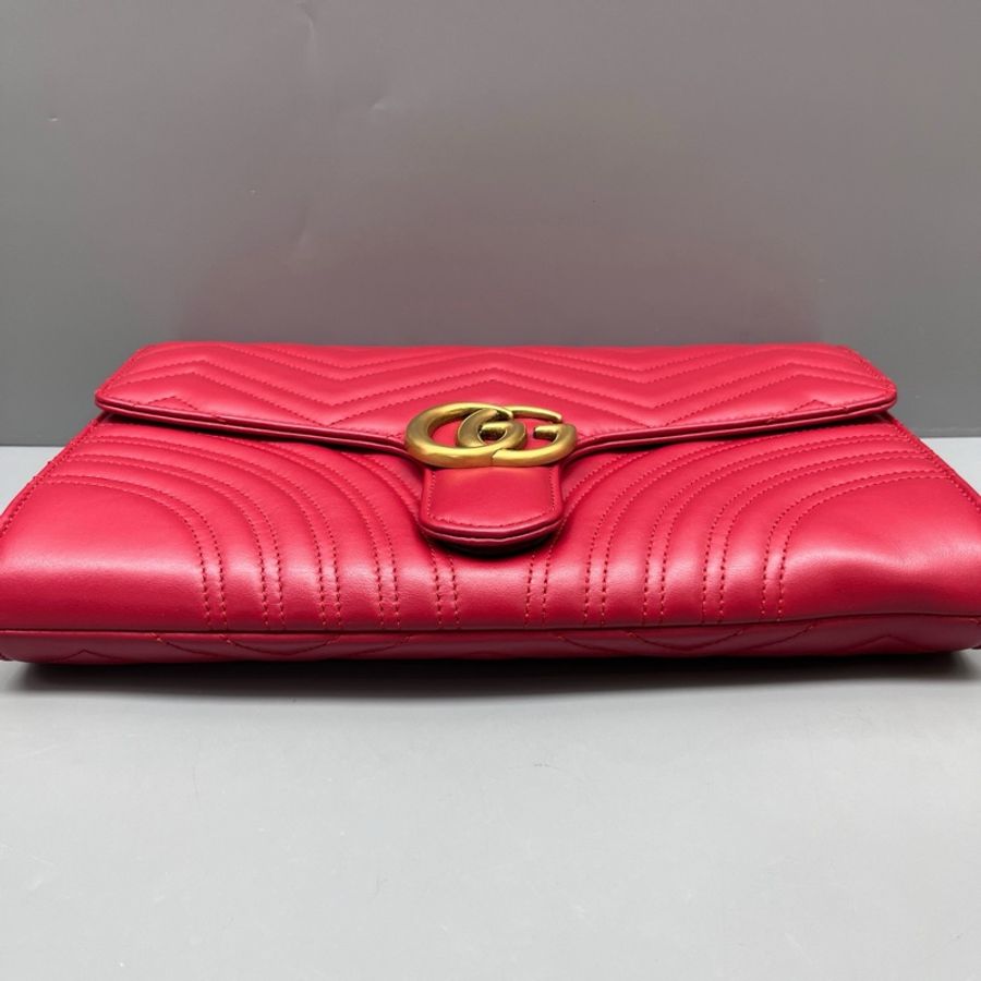 GUCCI 紅色marmont系列手拿包-2