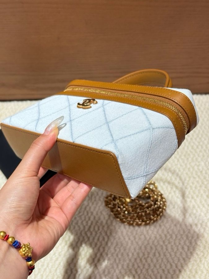 Chanel/香奈兒 26m coco beachLp飯盒包 淡藍丹寧+焦糖色飾邊 尺寸:17*19.5 附件:塵袋-3