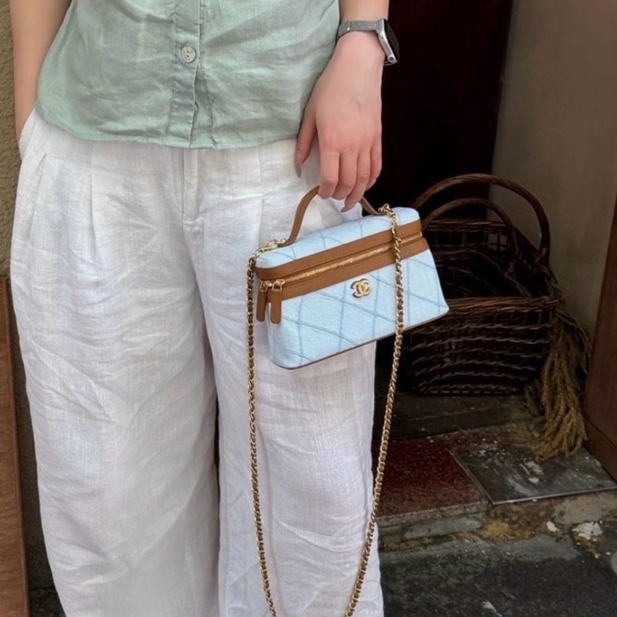 Chanel/香奈兒 26m coco beachLp飯盒包 淡藍丹寧+焦糖色飾邊 尺寸:17*19.5 附件:塵袋-8
