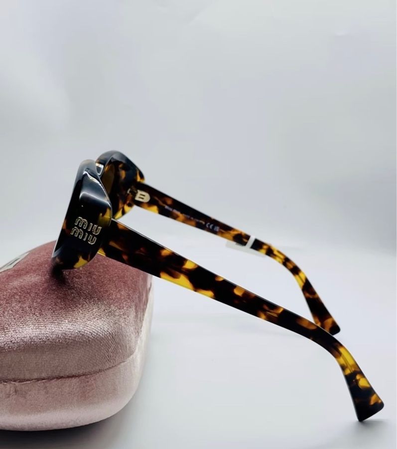 Miu Miu 太陽眼鏡 SMU B09 新款-6
