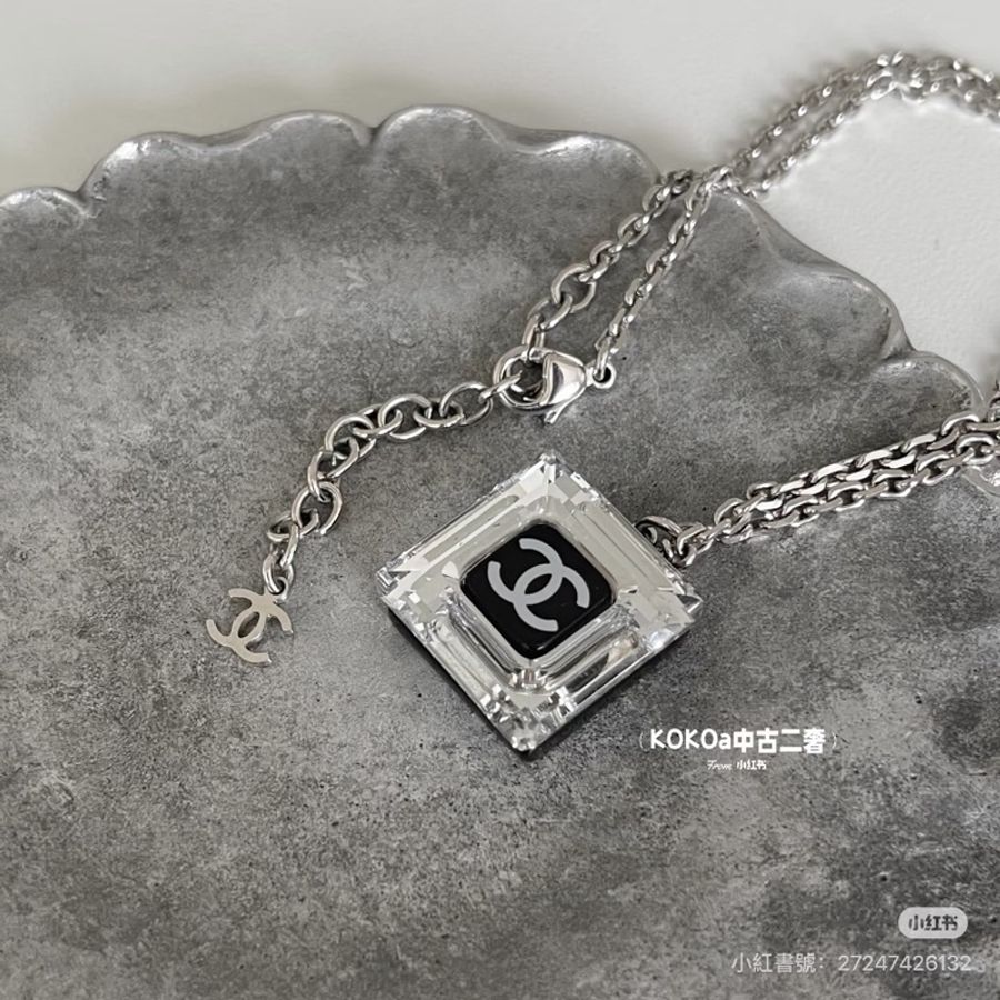 Chanel • 經典冰糖方塊壓克力項鍊-1