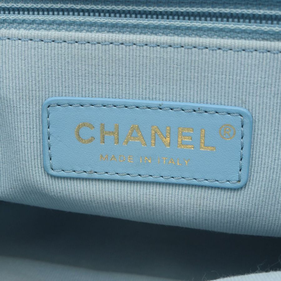 香奈兒 (CHANEL) 絎縫鏈條肩背斜背包,羊皮材質,藍色,金色五金,二手 CC-3