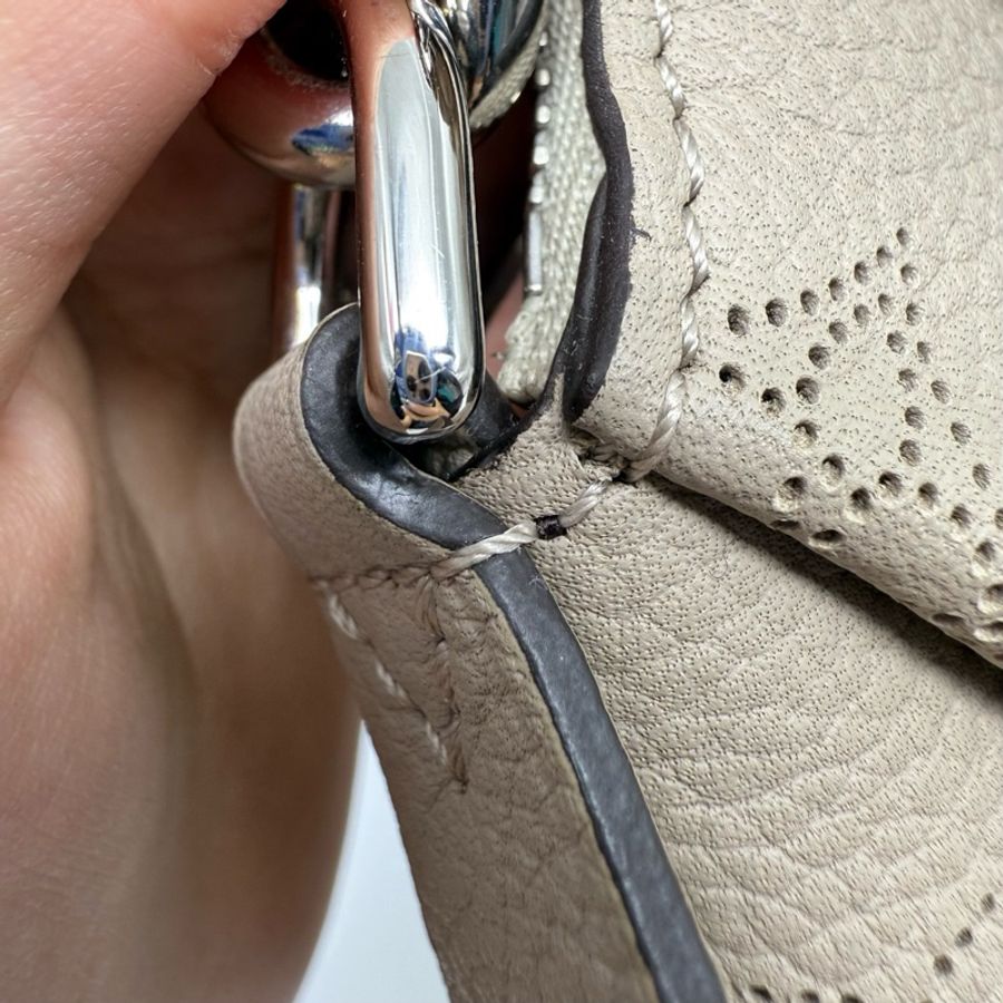 Louis Vuitton 路易威登月光女神 Babylone Chain BB 奶茶灰色手提斜挎包 芯片款-10