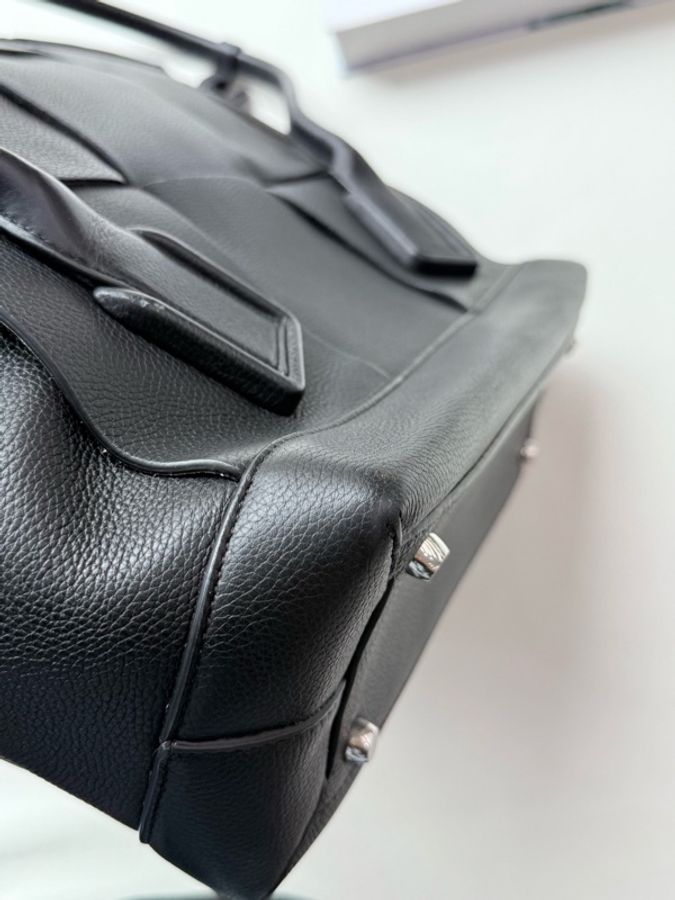 BV葆蝶家bottega veneta Arco33單肩包編織包弓弩包荔枝皮黑色-5