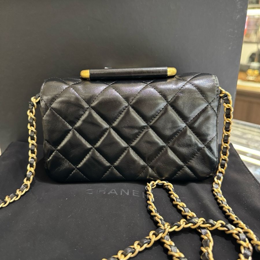 Chanel香奈兒 23B黑金復古圓環手柄包 底長17cm 附件全套-3