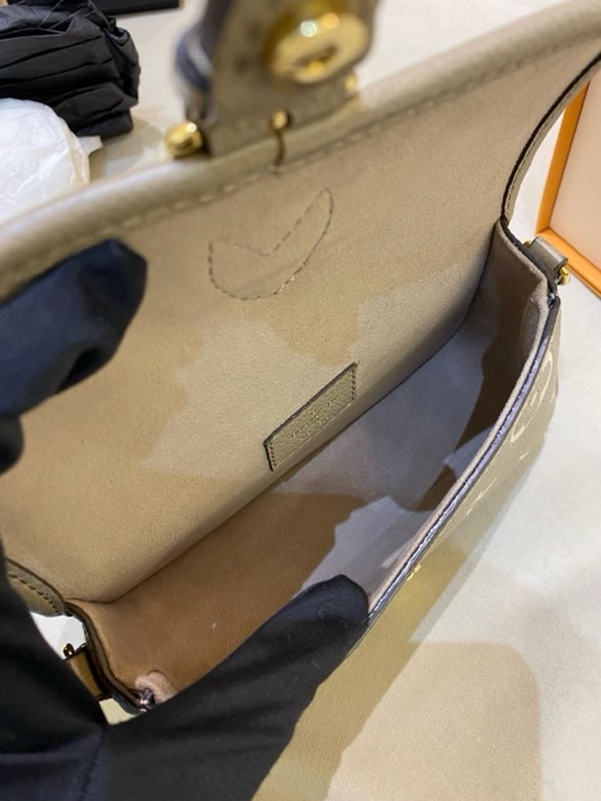 Louis Vuitton 路易威登 nano 大象灰全皮法棍 芯片款-6